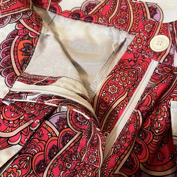 Set of blouse and shorts. - Picture 8 of 16